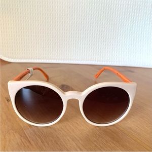 NWT PERVERSE BERYL SUNGLASSES